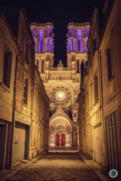 Cathédrale de Laon de nuit